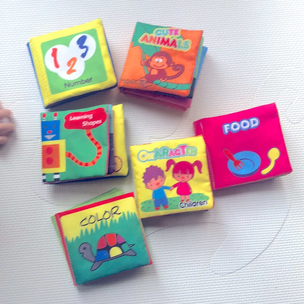 Lot of Infant learning crinkle books